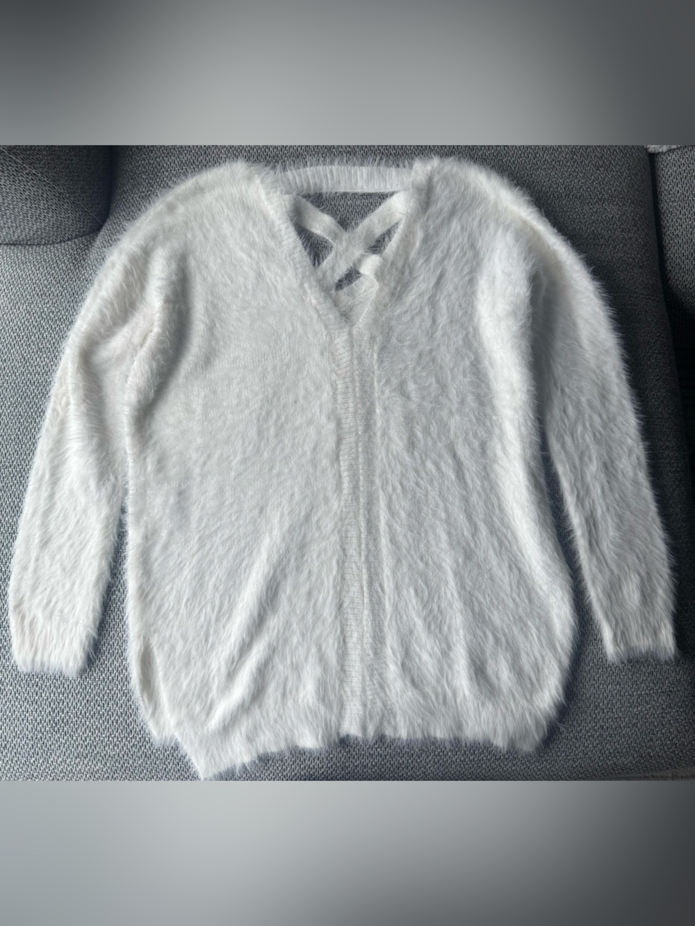 Jessica Simpson Fuzzy Knit Sweater | Medium | Ivory | BNWOT Soft Cozy Pullover